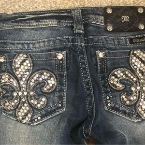 Miss Me Girls Fleur De Lis Jeans / worn once / in excellent condition